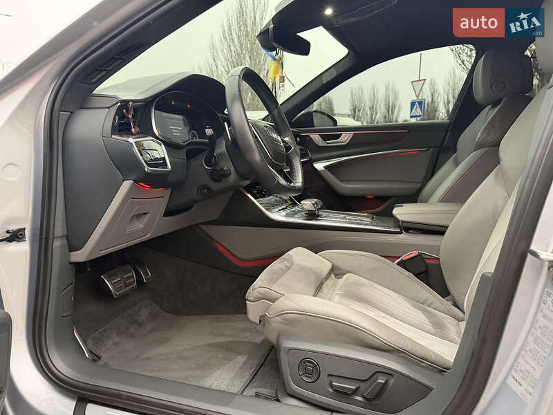 Седан Audi A6 2019 в Днепре