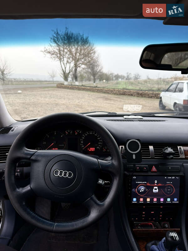 Универсал Audi A6 2001 в Арцизе