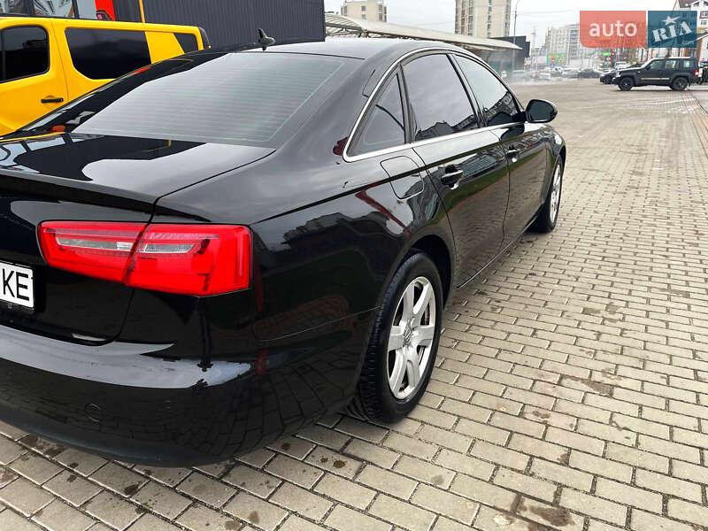 Седан Audi A6 2012 в Киеве
