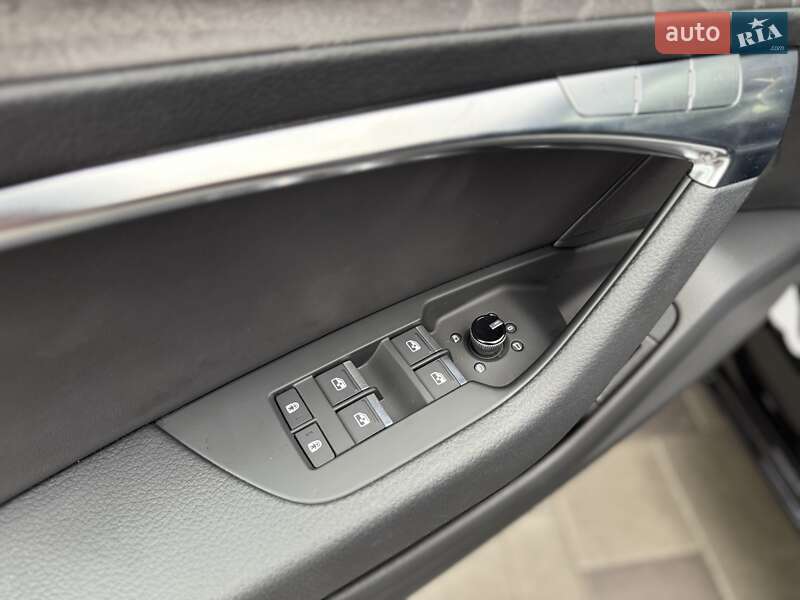 Седан Audi A6 2024 в Києві