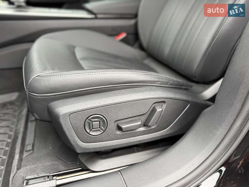 Седан Audi A6 2024 в Києві