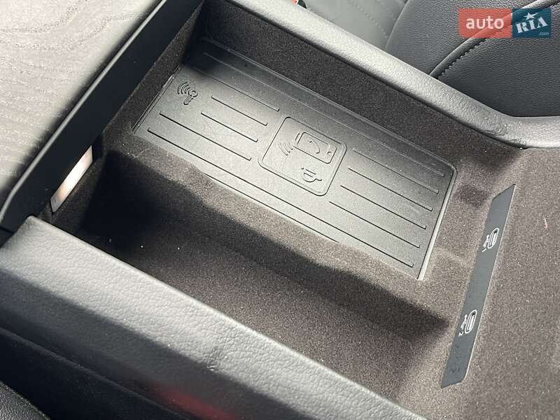 Седан Audi A6 2024 в Києві