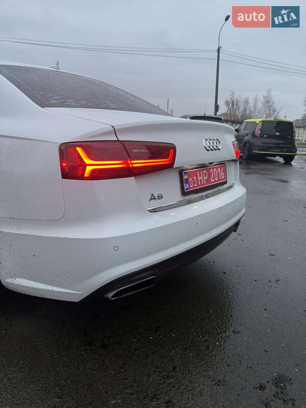 Седан Audi A6 2016 в Луцке