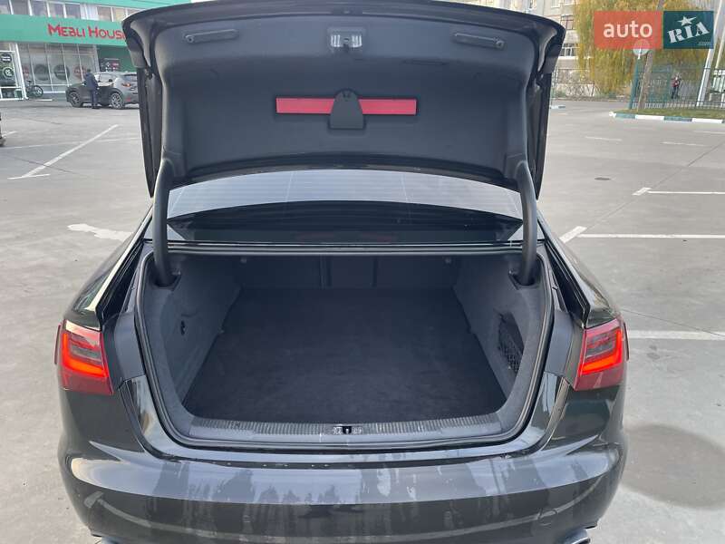 Седан Audi A6 2012 в Павлограді