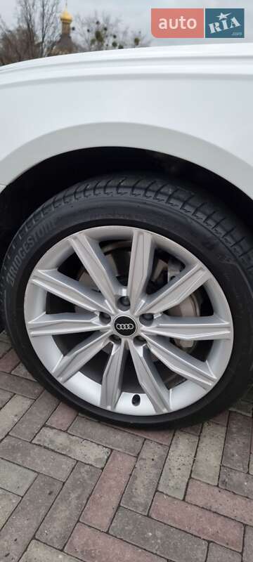 Седан Audi A6 2021 в Харкові