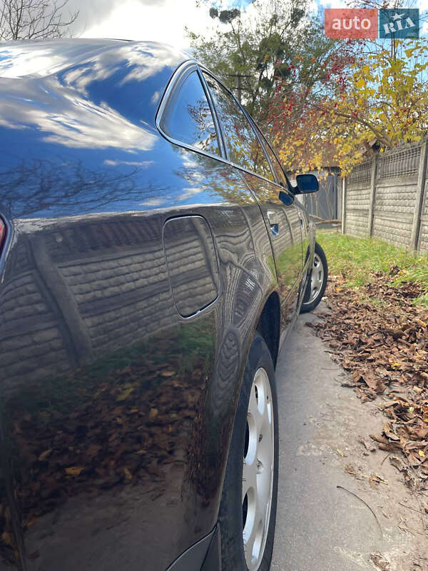 Седан Audi A6 2000 в Калиновке