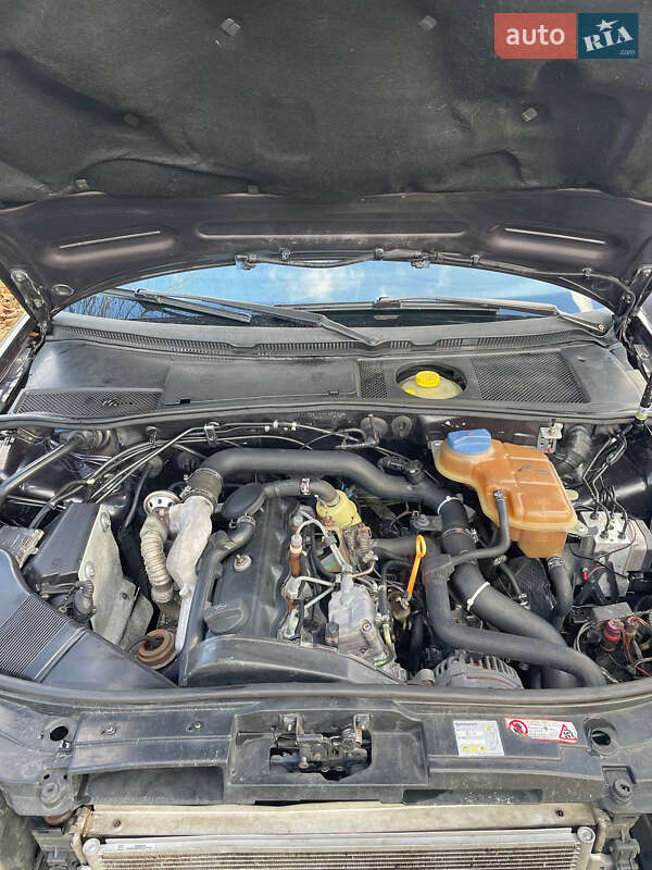 Седан Audi A6 2000 в Калиновке