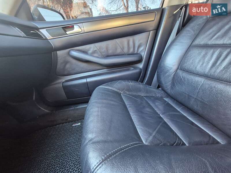 Универсал Audi A6 2003 в Луцке