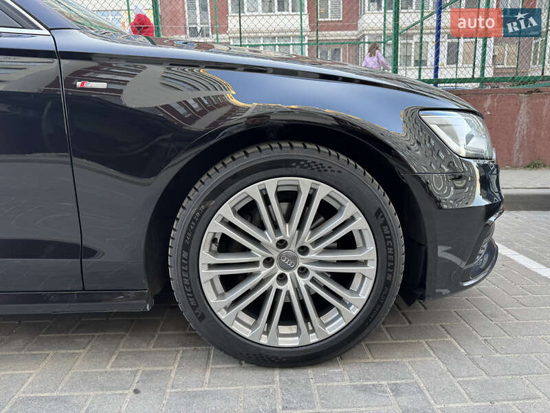 Седан Audi A6 2014 в Львові
