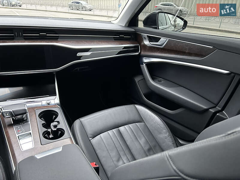 Седан Audi A6 2020 в Киеве
