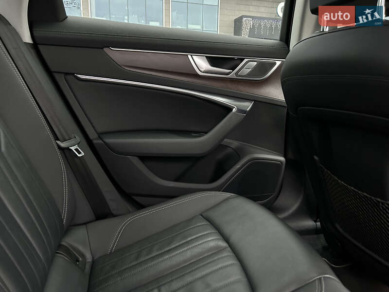 Седан Audi A6 2020 в Киеве