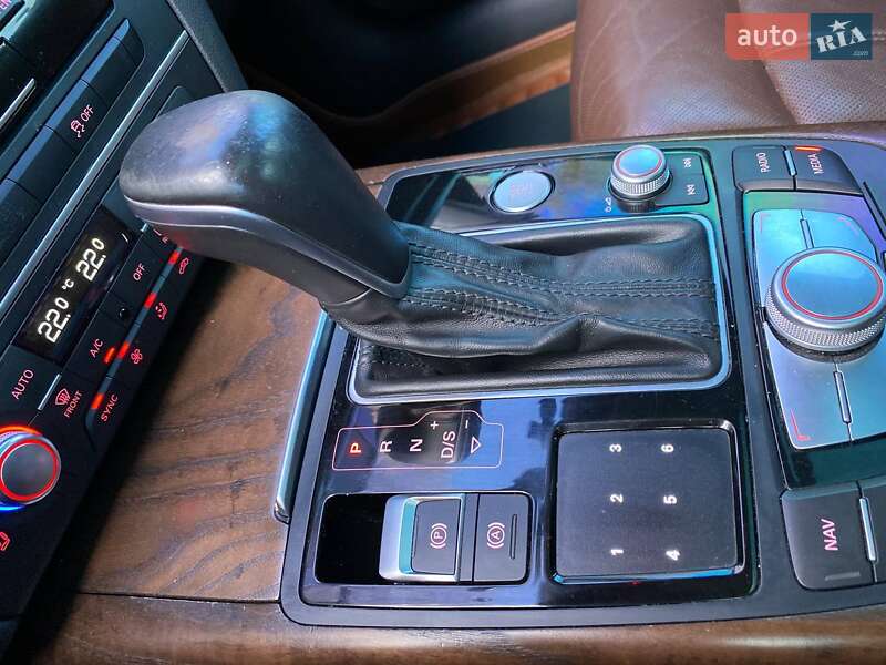 Седан Audi A6 2015 в Хмельницькому