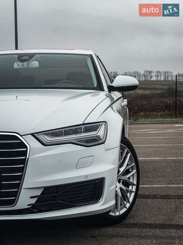 Седан Audi A6 2015 в Ровно фото 3 Седан Audi A6 2015 в Ровно