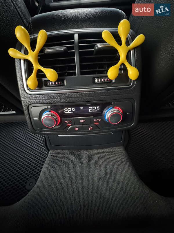 Седан Audi A6 2011 в Звягелі