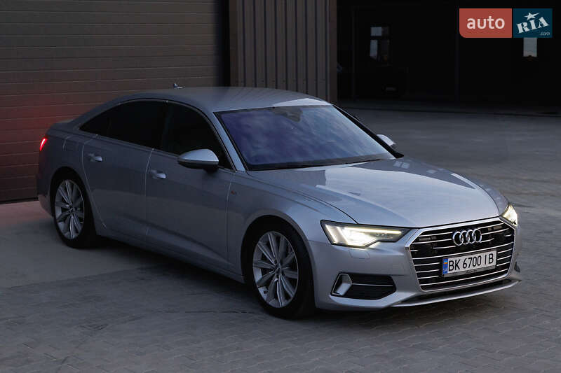 Седан Audi A6 2019 в Дубно