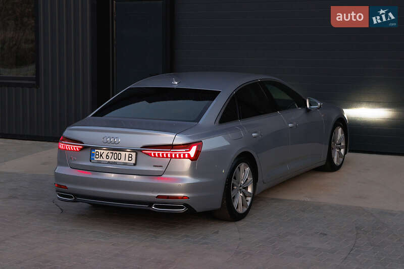 Седан Audi A6 2019 в Дубно