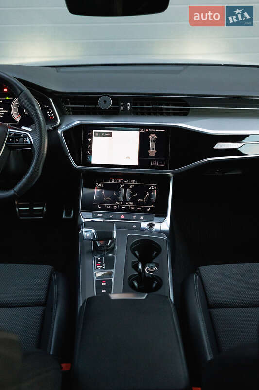 Седан Audi A6 2019 в Дубно