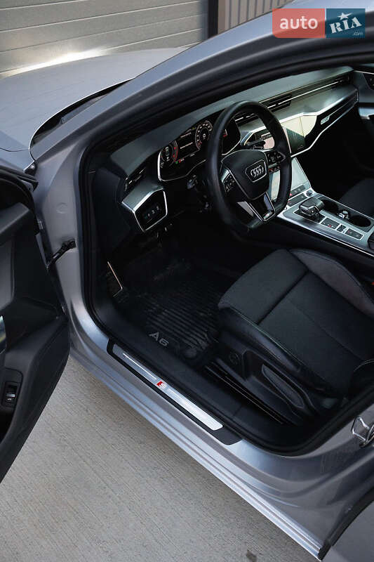Седан Audi A6 2019 в Дубно