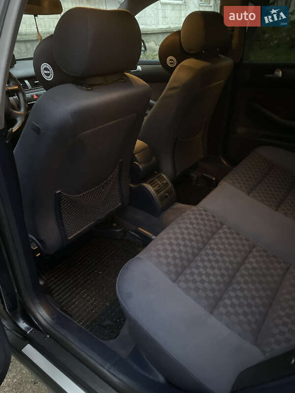 Універсал Audi A6 2002 в Звягелі