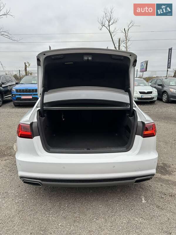 Седан Audi A6 2016 в Белогородке