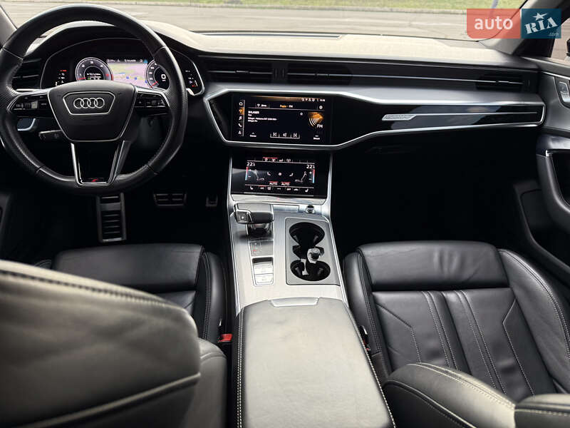 Седан Audi A6 2018 в Киеве