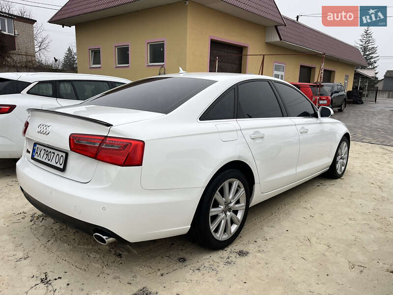 Седан Audi A6 2014 в Краснограде