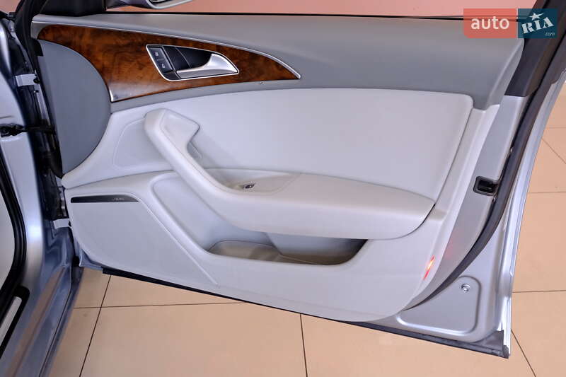 Седан Audi A6 2013 в Одессе