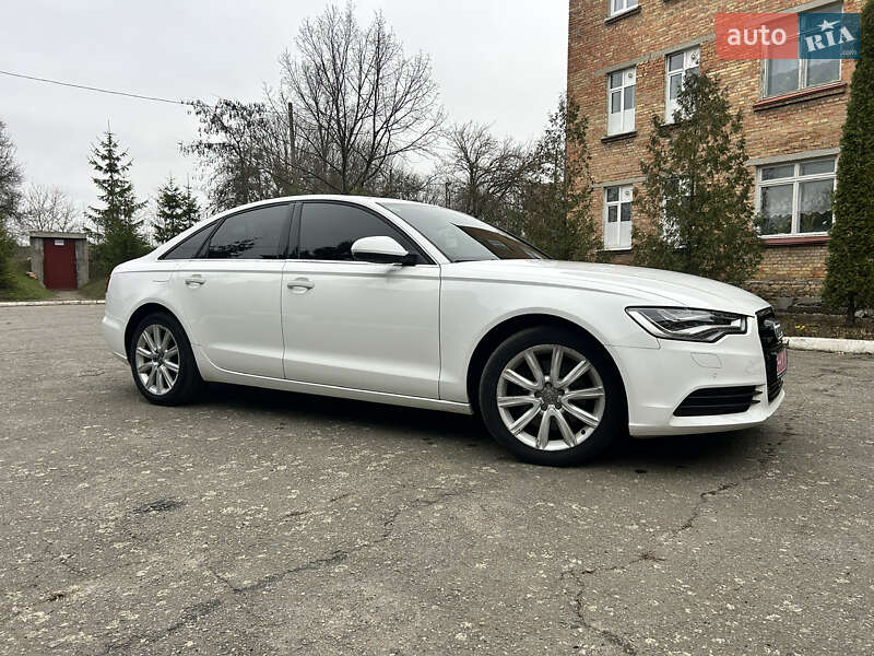 Седан Audi A6 2013 в Корсуне-Шевченковском