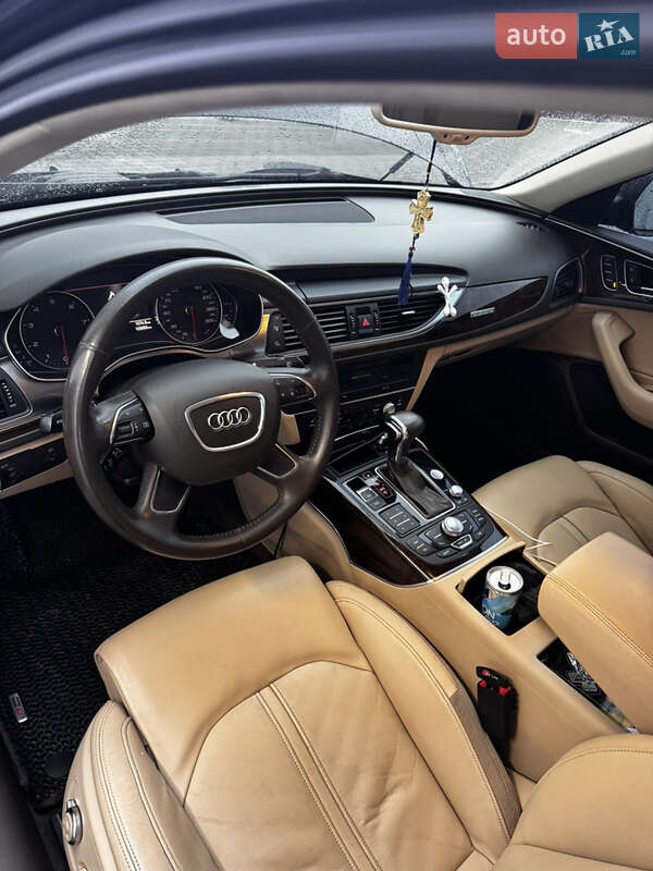 Седан Audi A6 2012 в Ровно