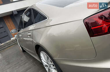 Седан Audi A6 2015 в Умані