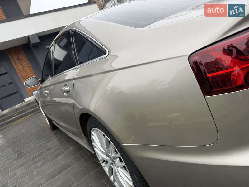 Седан Audi A6 2015 в Умані