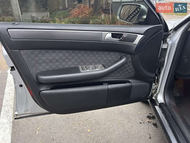 Універсал Audi A6 2002 в Луцьку