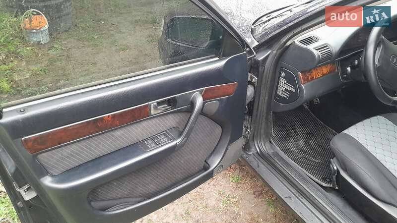 Універсал Audi A6 1995 в Кременці