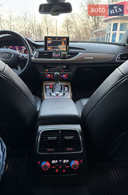 Седан Audi A6 2015 в Киеве