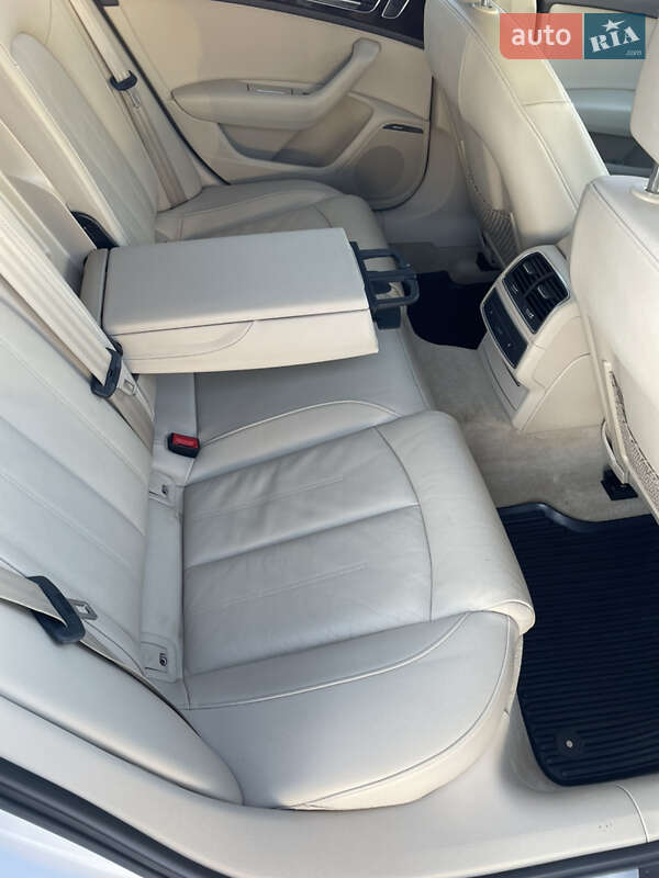 Седан Audi A6 2016 в Стрию