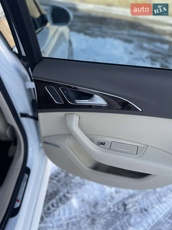Седан Audi A6 2016 в Стрию