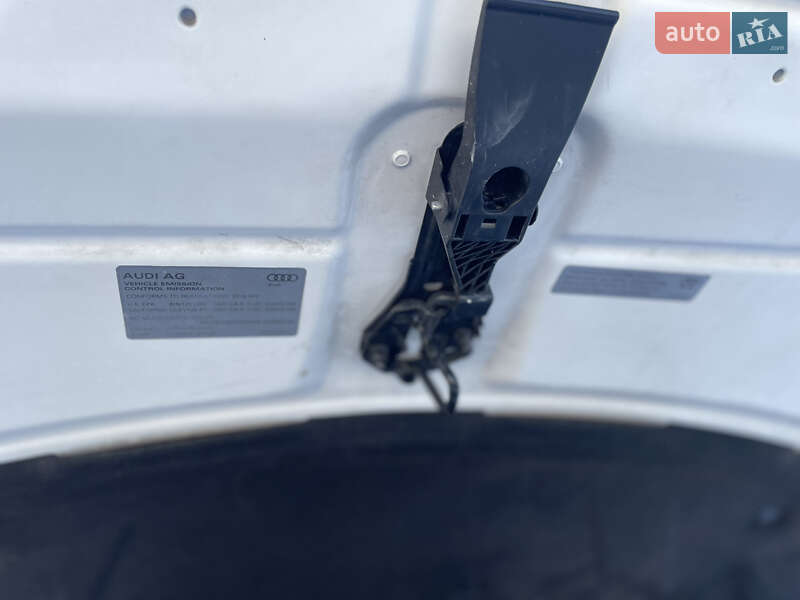 Седан Audi A6 2016 в Стрию