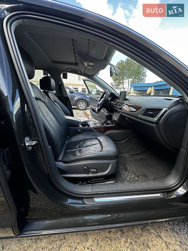 Седан Audi A6 2013 в Нововолынске