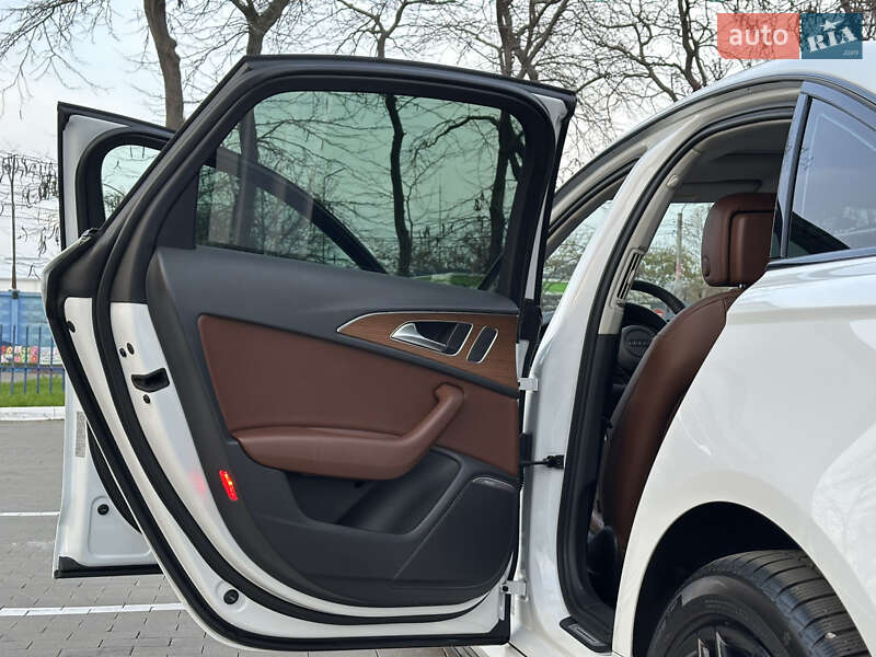 Седан Audi A6 2015 в Одессе