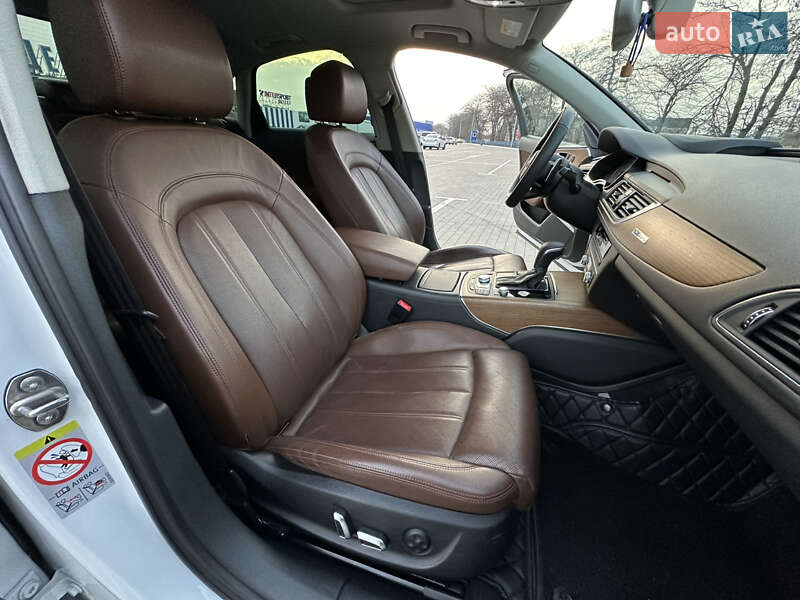 Седан Audi A6 2015 в Одессе