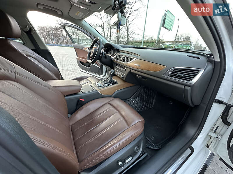 Седан Audi A6 2015 в Одессе