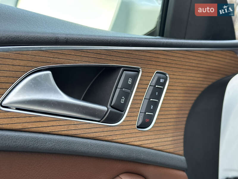Седан Audi A6 2015 в Одессе