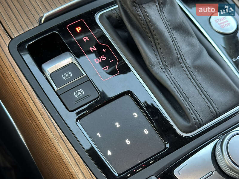 Седан Audi A6 2015 в Одессе