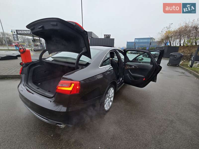 Седан Audi A6 2012 в Киеве