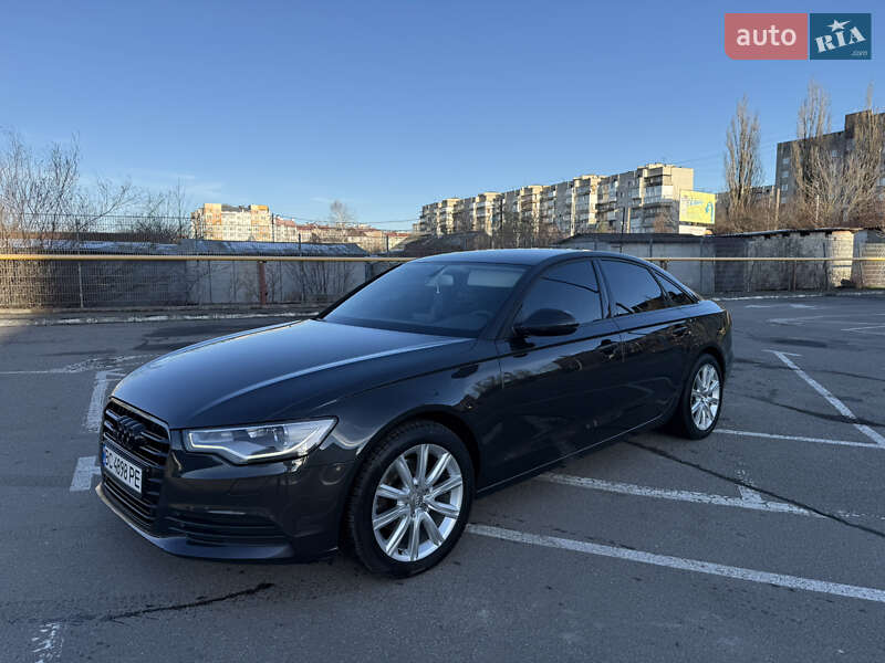 Седан Audi A6 2011 в Ивано-Франковске