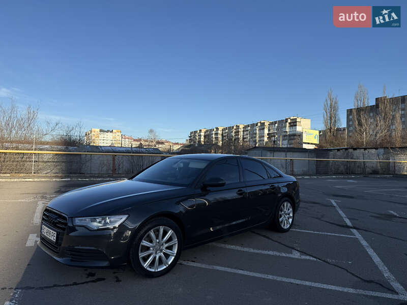 Седан Audi A6 2011 в Ивано-Франковске