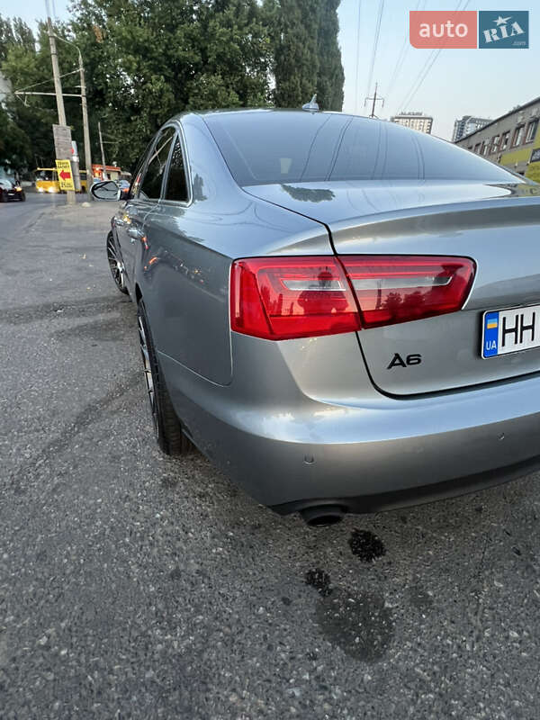 Седан Audi A6 2012 в Одессе