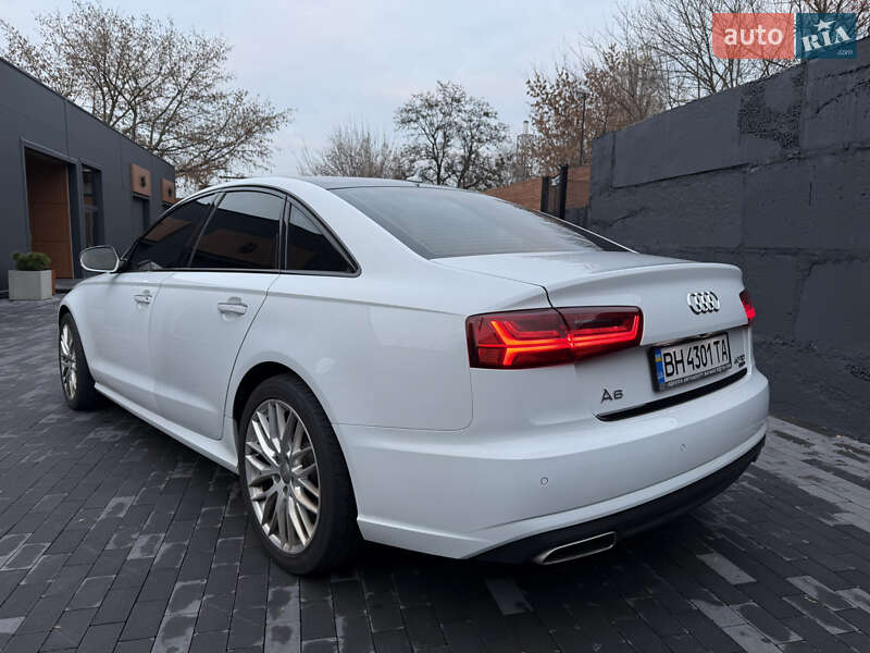 Седан Audi A6 2016 в Киеве