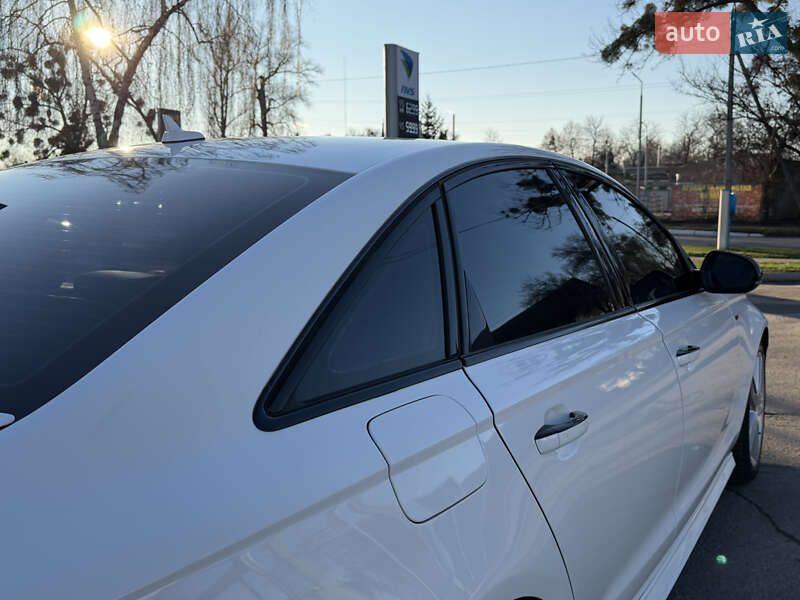 Седан Audi A6 2015 в Лубнах