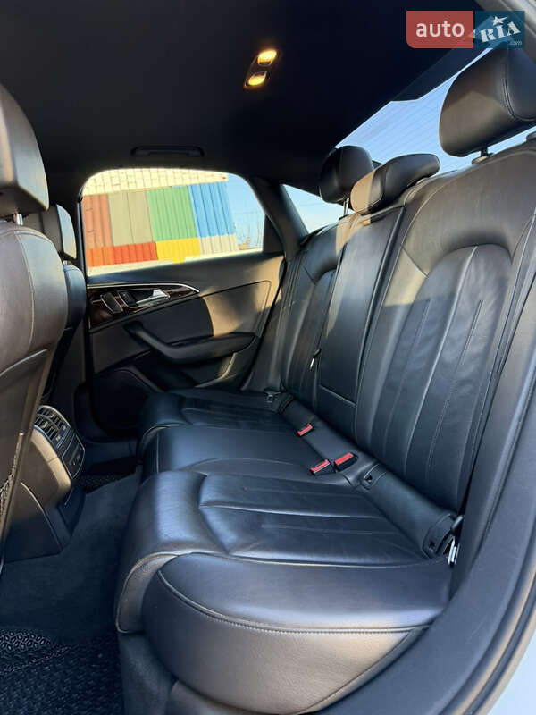Седан Audi A6 2015 в Лубнах